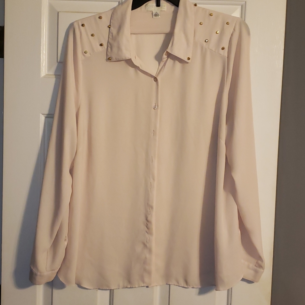 Forever 21 Longsleeve Gold Studded Buttpn Down